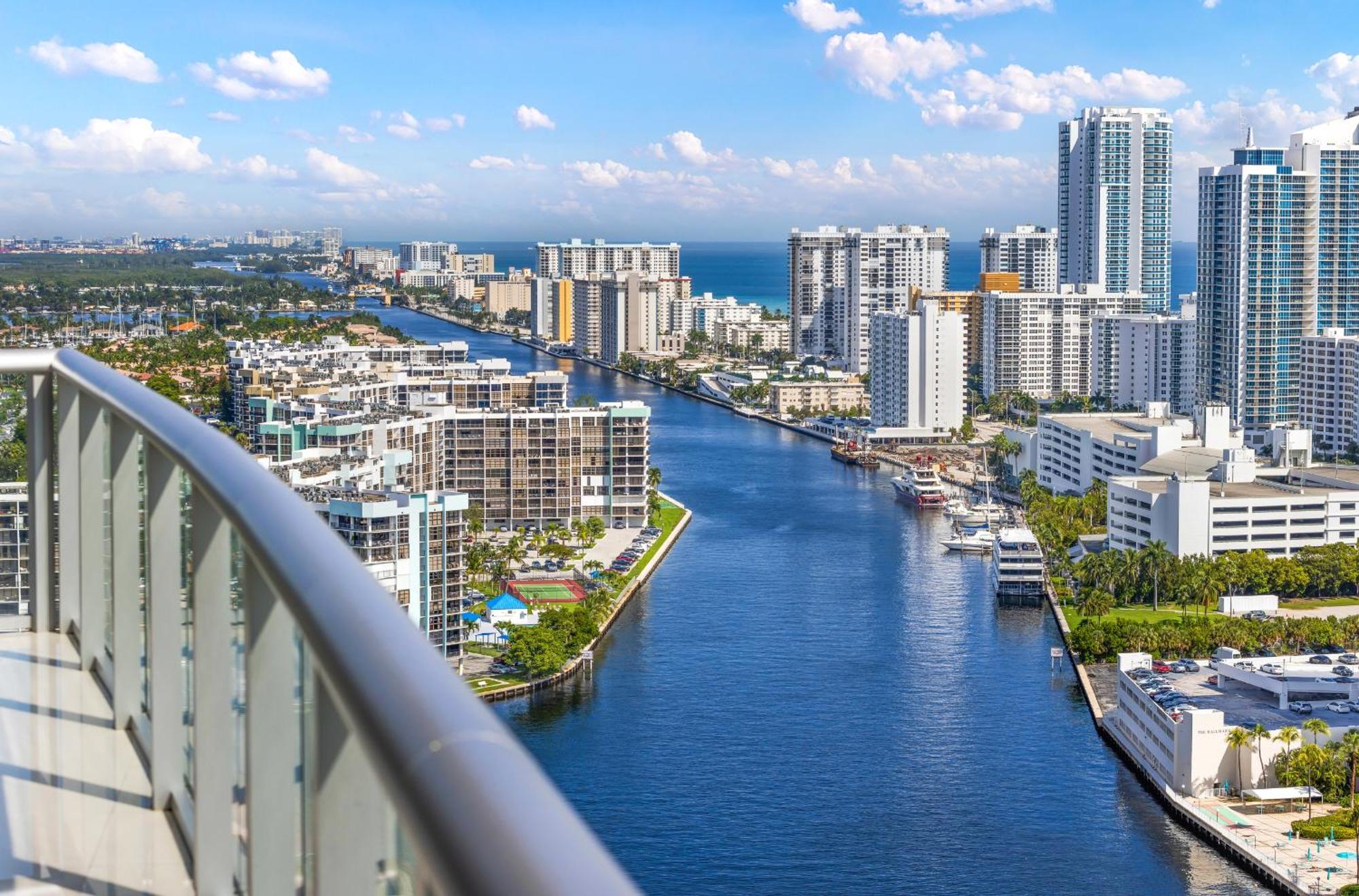 Resort-Style Living With Direct Ocean Views - 3Br Beauty Hallandale Beach Ngoại thất bức ảnh
