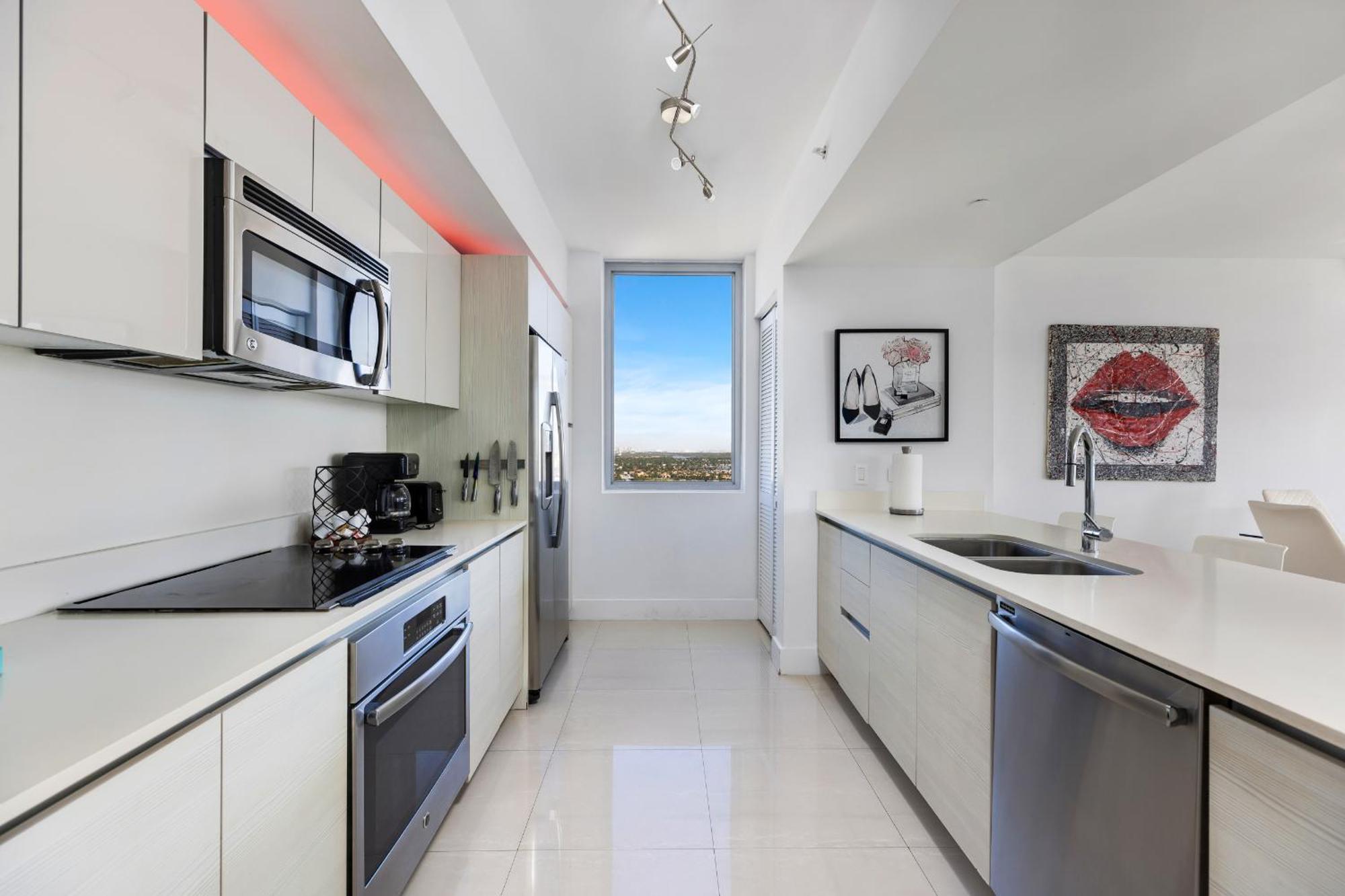 Resort-Style Living With Direct Ocean Views - 3Br Beauty Hallandale Beach Ngoại thất bức ảnh