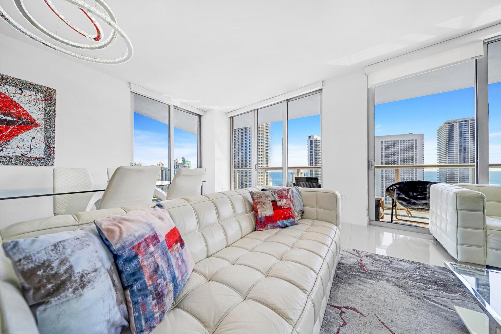 Resort-Style Living With Direct Ocean Views - 3Br Beauty Hallandale Beach Ngoại thất bức ảnh