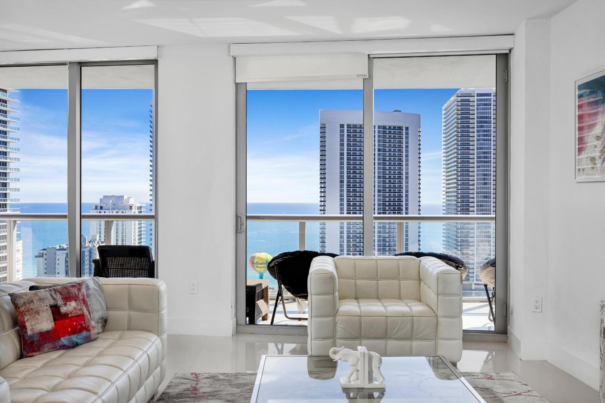 Resort-Style Living With Direct Ocean Views - 3Br Beauty Hallandale Beach Ngoại thất bức ảnh