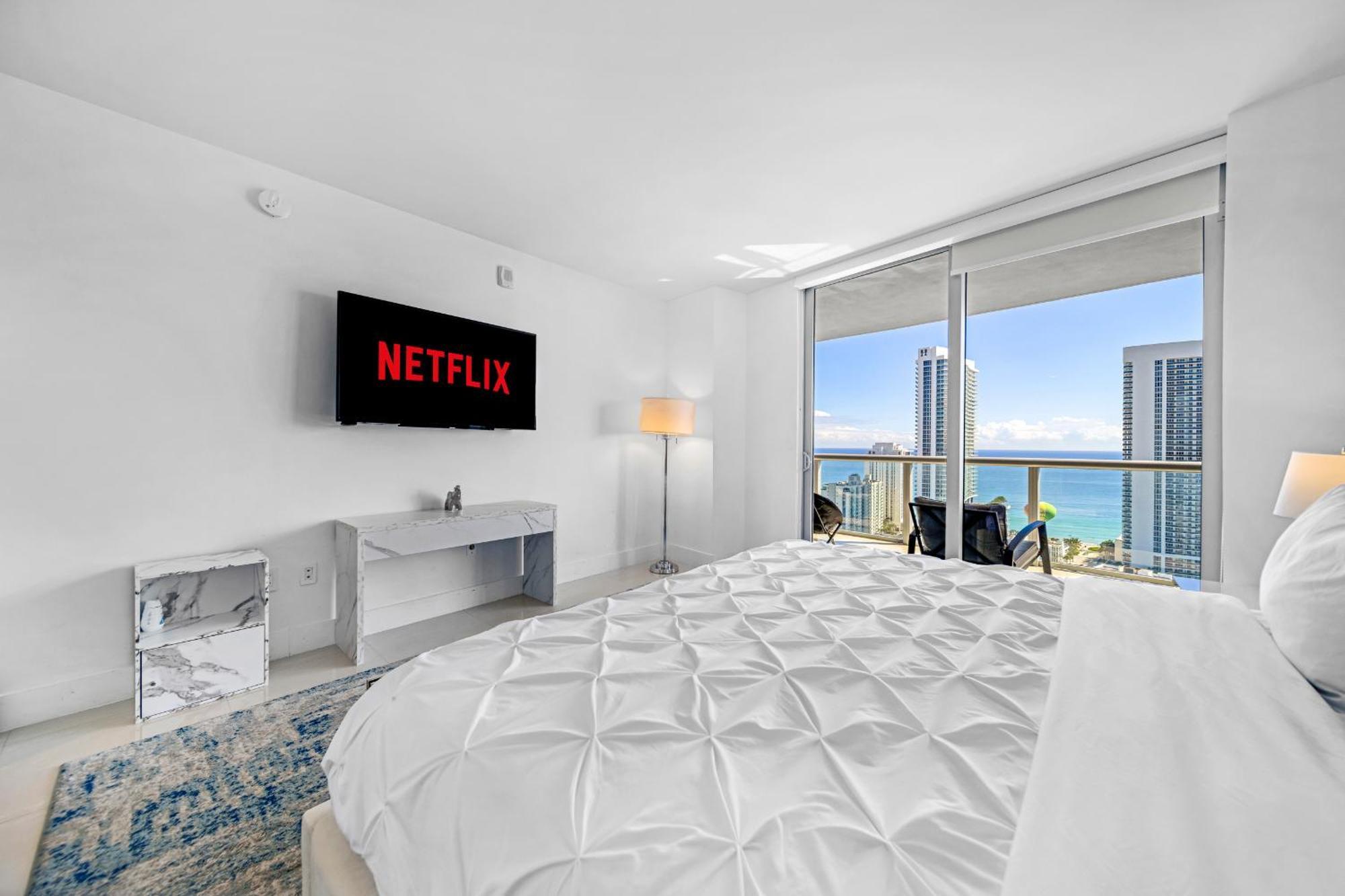 Resort-Style Living With Direct Ocean Views - 3Br Beauty Hallandale Beach Ngoại thất bức ảnh