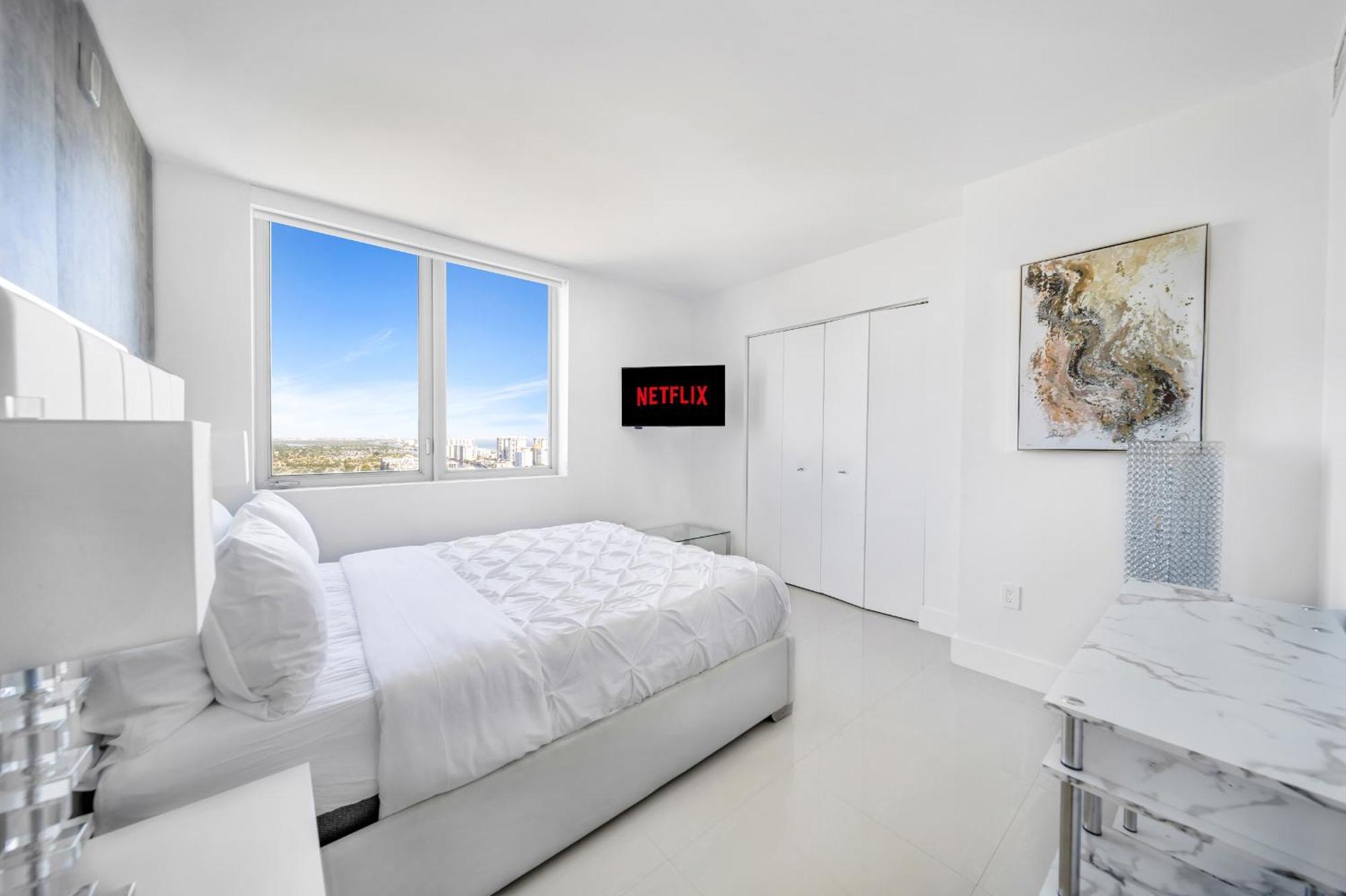 Resort-Style Living With Direct Ocean Views - 3Br Beauty Hallandale Beach Ngoại thất bức ảnh
